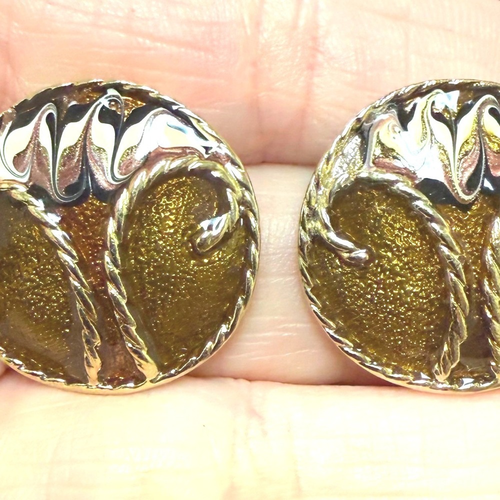 Vintage Gold Tone Amber Enamel Round Button Stud Earrings Made in USA 1 Inch